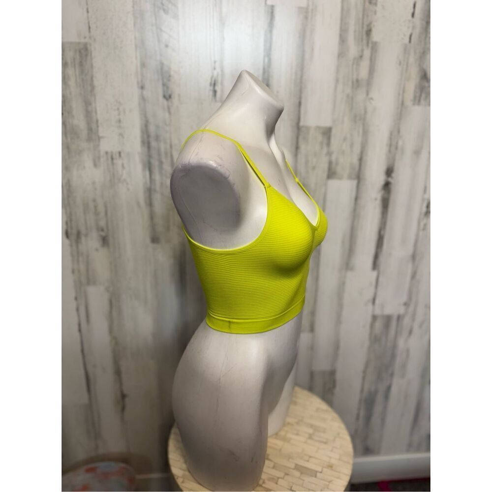 Yellow crop top - Picture 6 of 6